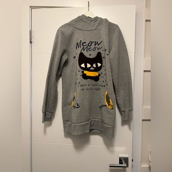 Over sized Cat Hoodie - Picture 1 of 3